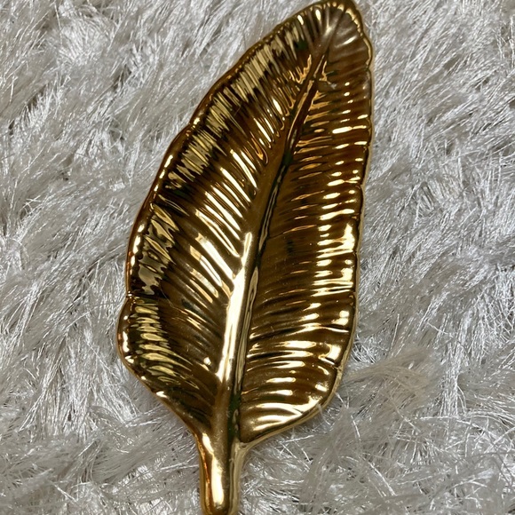 Gold Leave Trinket Tray - Picture 6 of 9